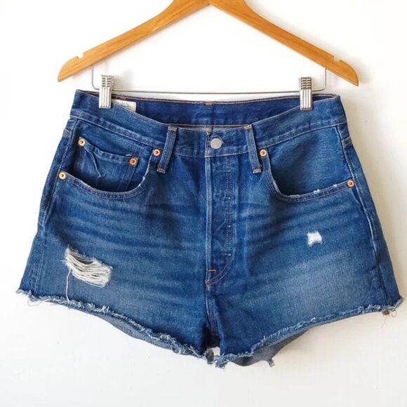 LEVI'S 501 NWOT High-Rise Denim Vintage Style Distressed Jean Shorts Size 26 - Picture 1 of 5